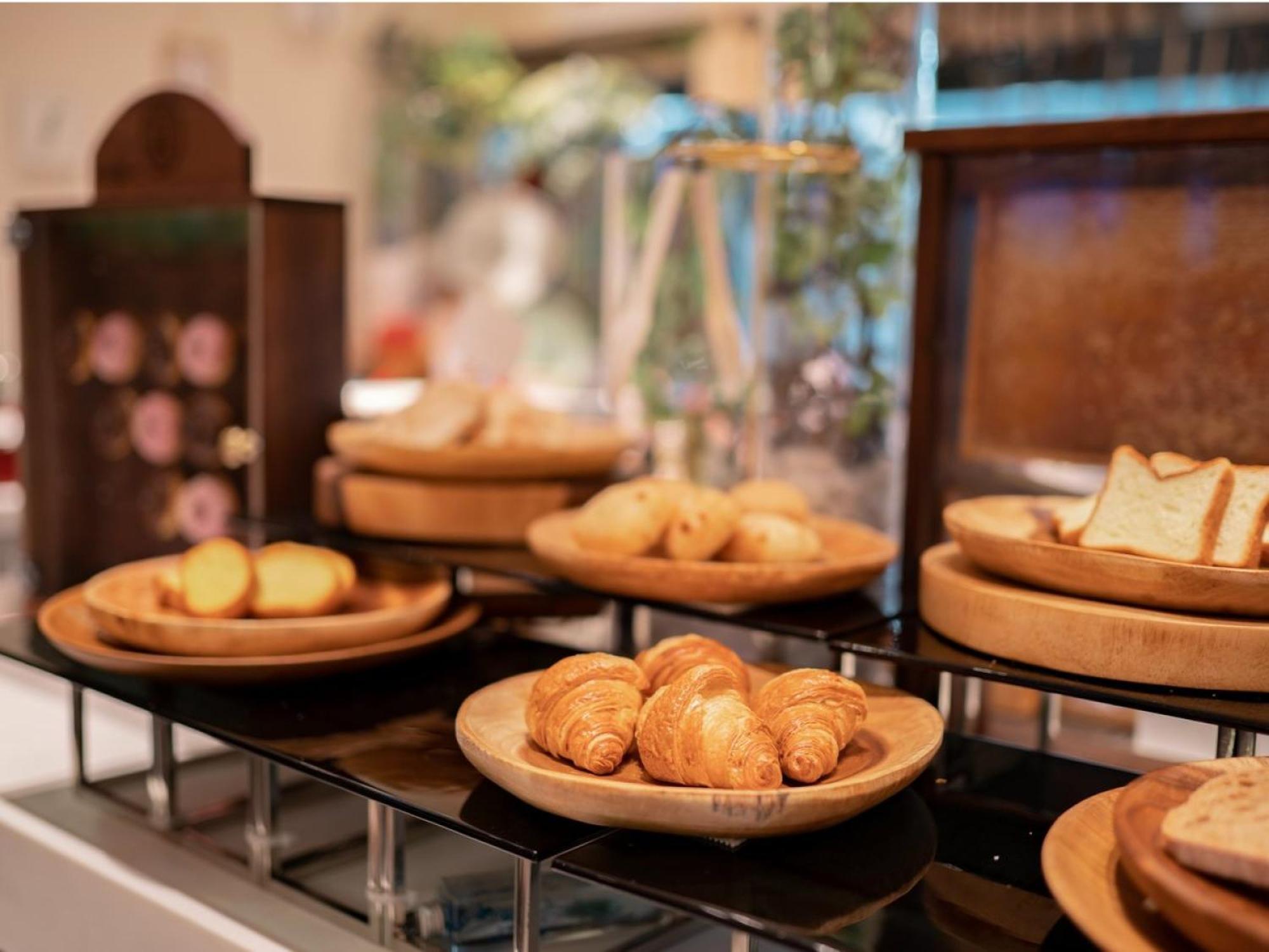 The Breakfast Hotel Marche Ishigaki Island Exteriör bild